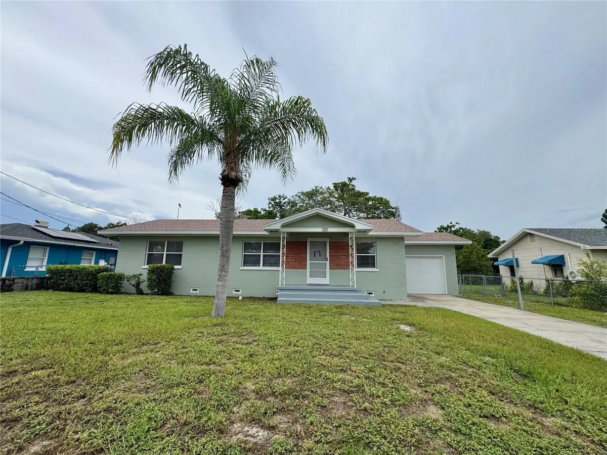 921 AVENUE E NE, Winter Haven, FL 33881