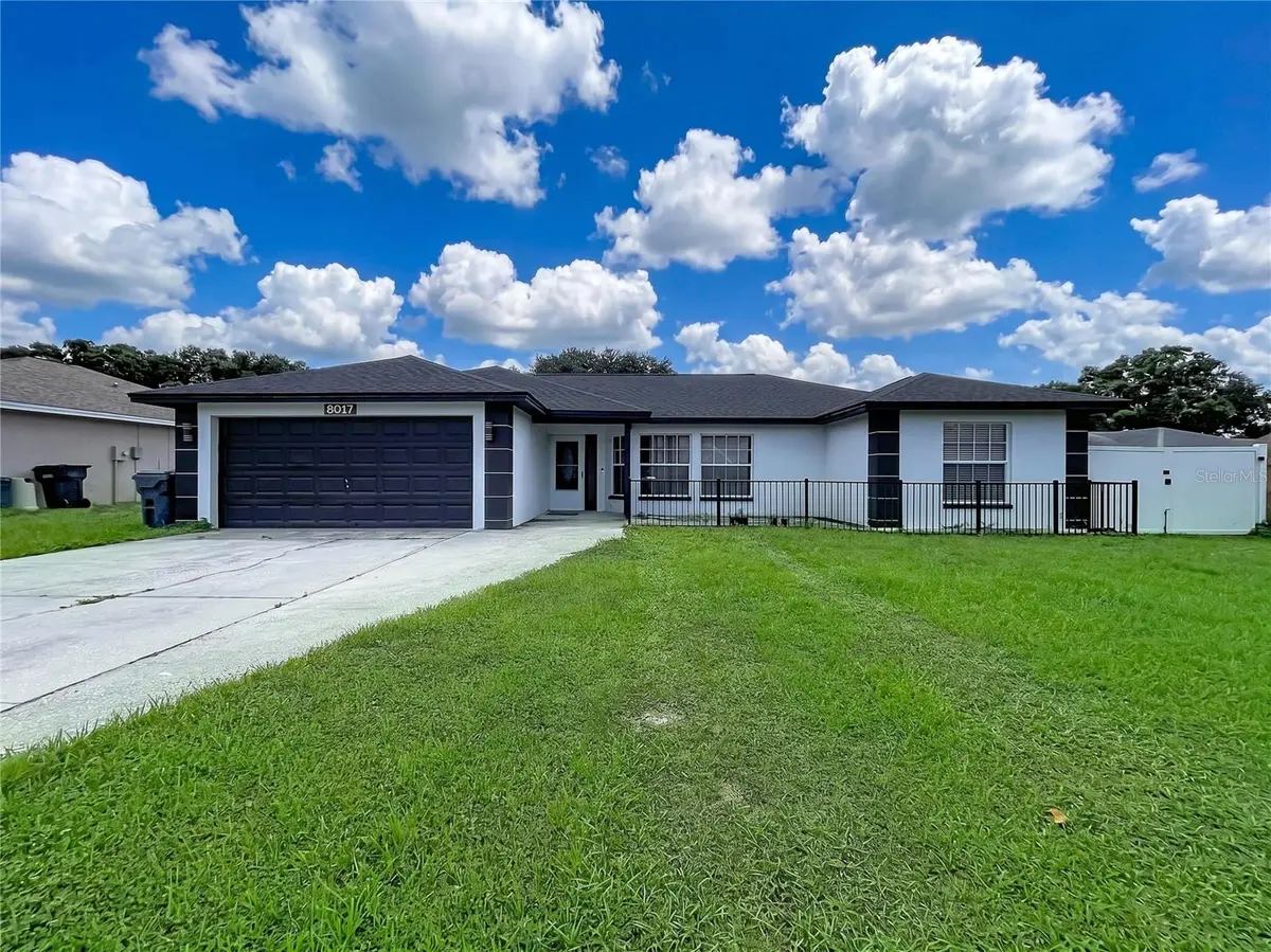 8017 GLENRIDGE LN, Lakeland, FL 33809