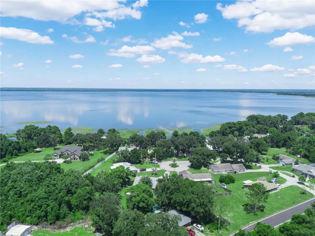 3038 SHADY WOOD LN, Lake Wales, FL 33898