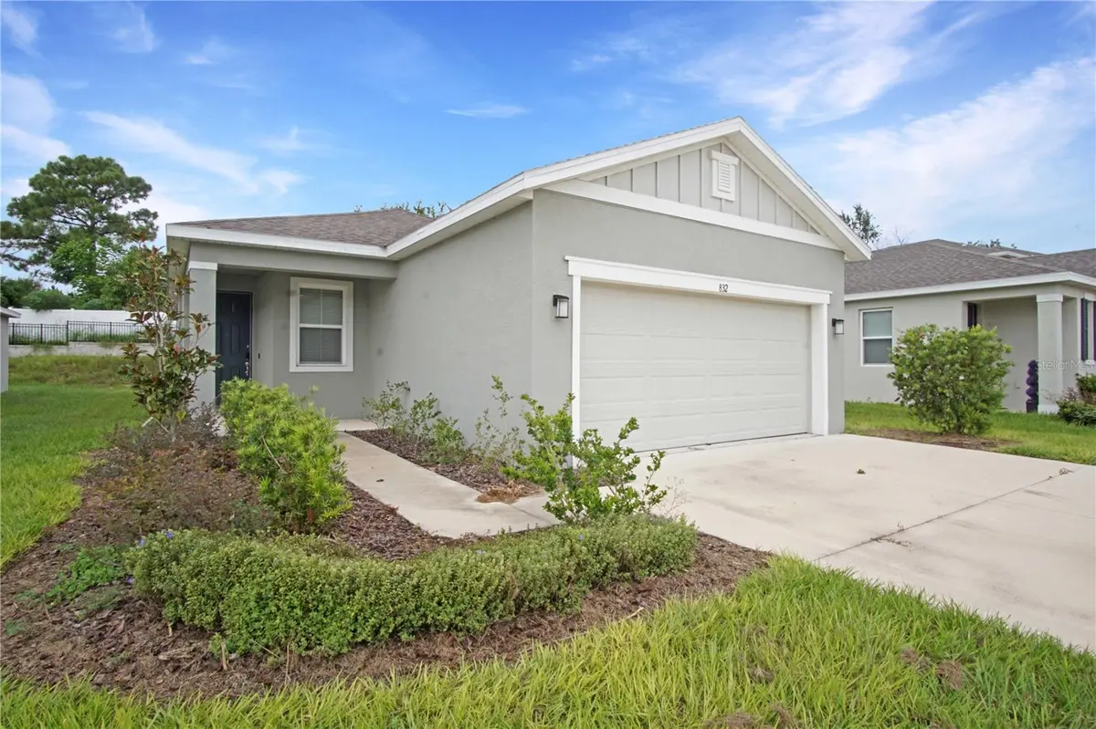 832 BLUE CREEK DR, Haines City, FL 33844
