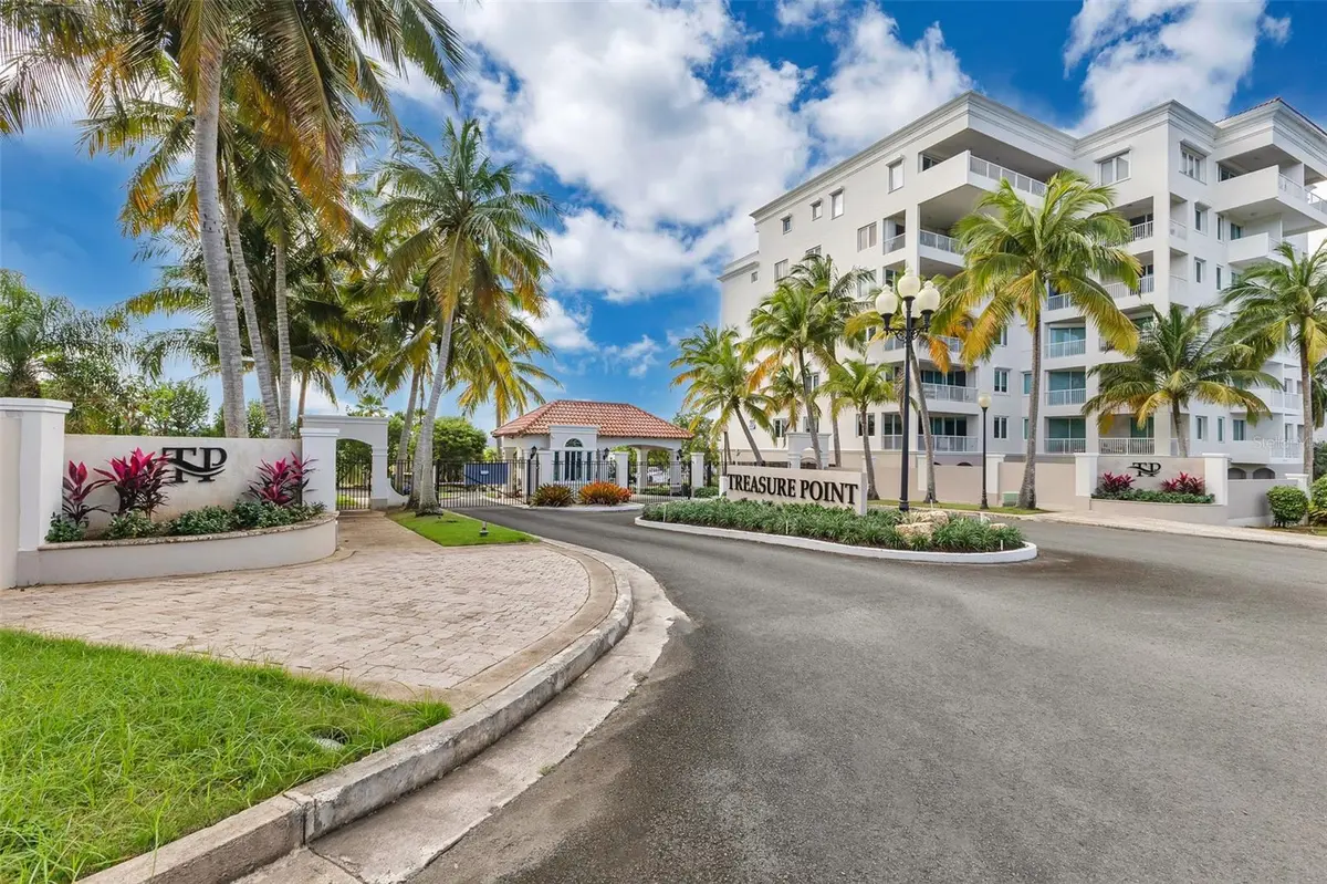 6690 CALLE TURQUOISE #324, Vega Alta, PR 00692