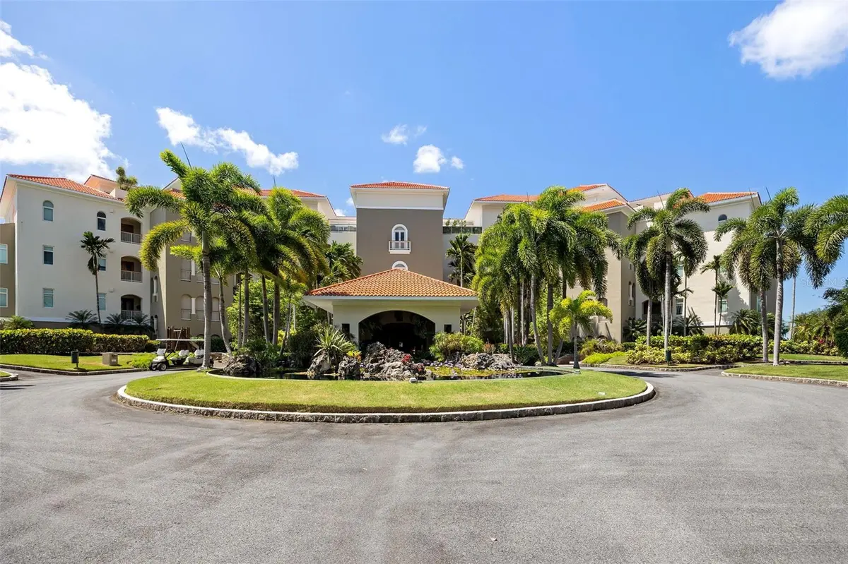 500 PLANTATION DR. #304, Dorado, PR 00646