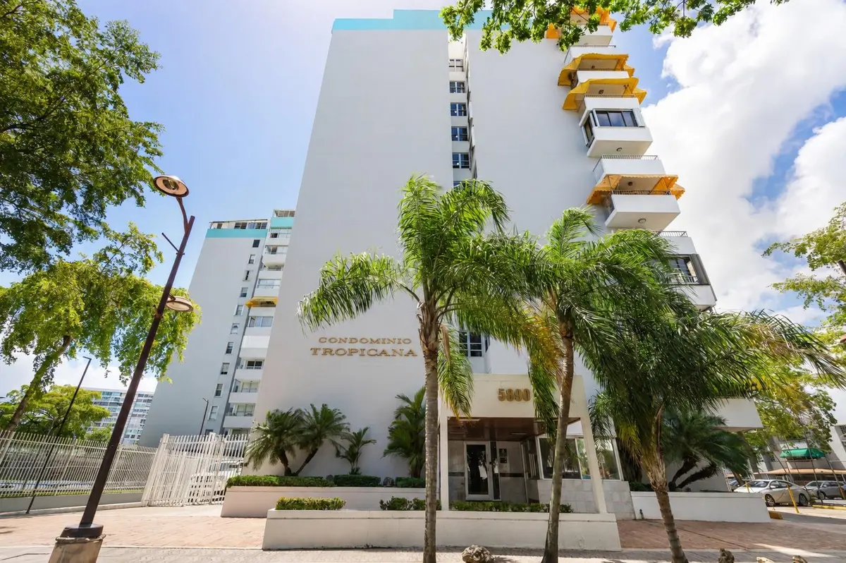 801 CANGREJO ARRIBA #801 A, Carolina, PR 00979