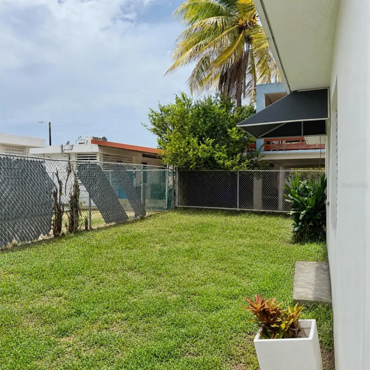 143 JARDINES DE COUNTRY CLUB #Apt 2, Carolina, PR 00983