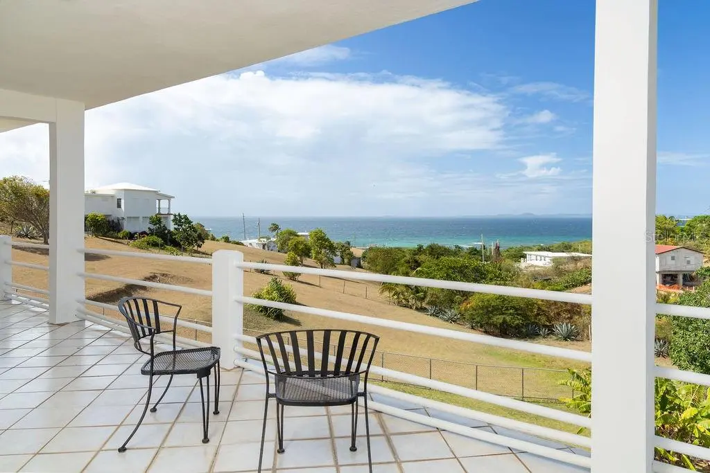 759B COM. VILLA BORINQUEN, Vieques, PR 00765