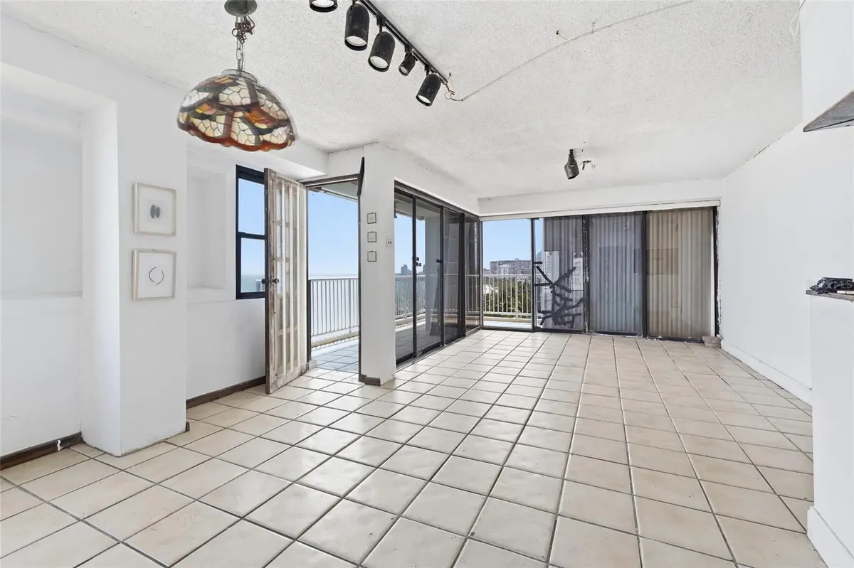 4633 ISLA VERDE AVE #803, Carolina, PR 00979