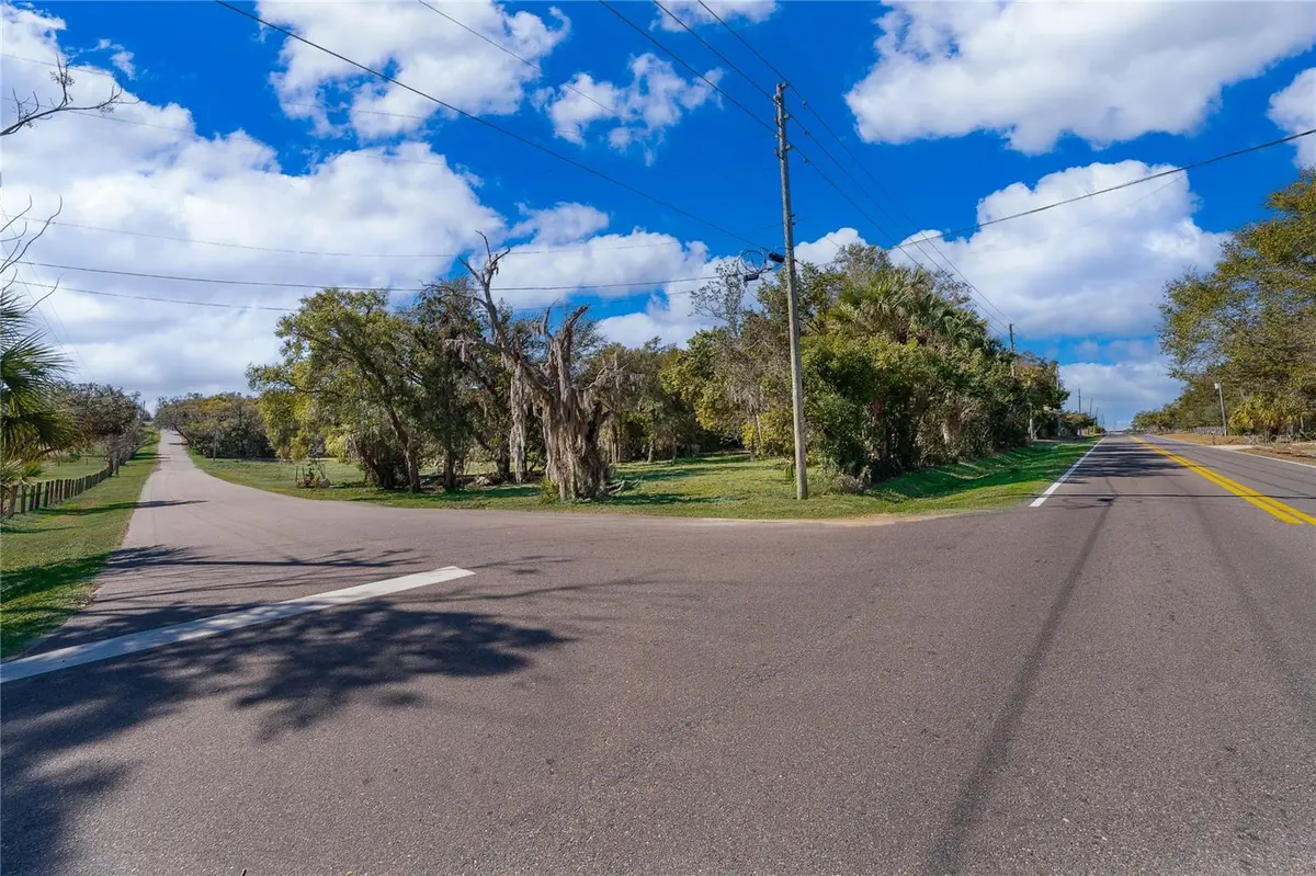 250 MCGUIRE RD, Apopka, FL 32712