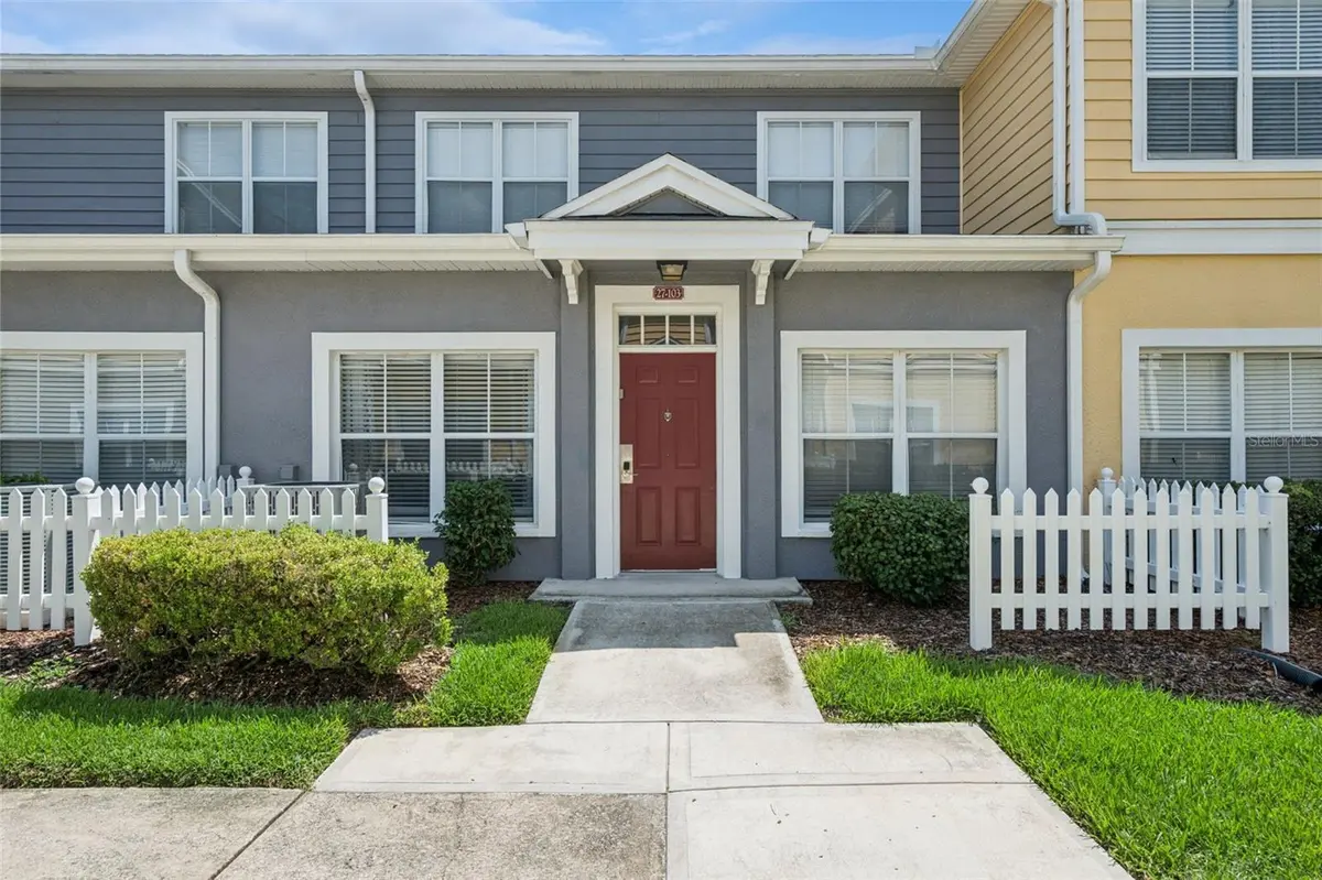 4560 YELLOWGOLD RD E #103, Kissimmee, FL 34746