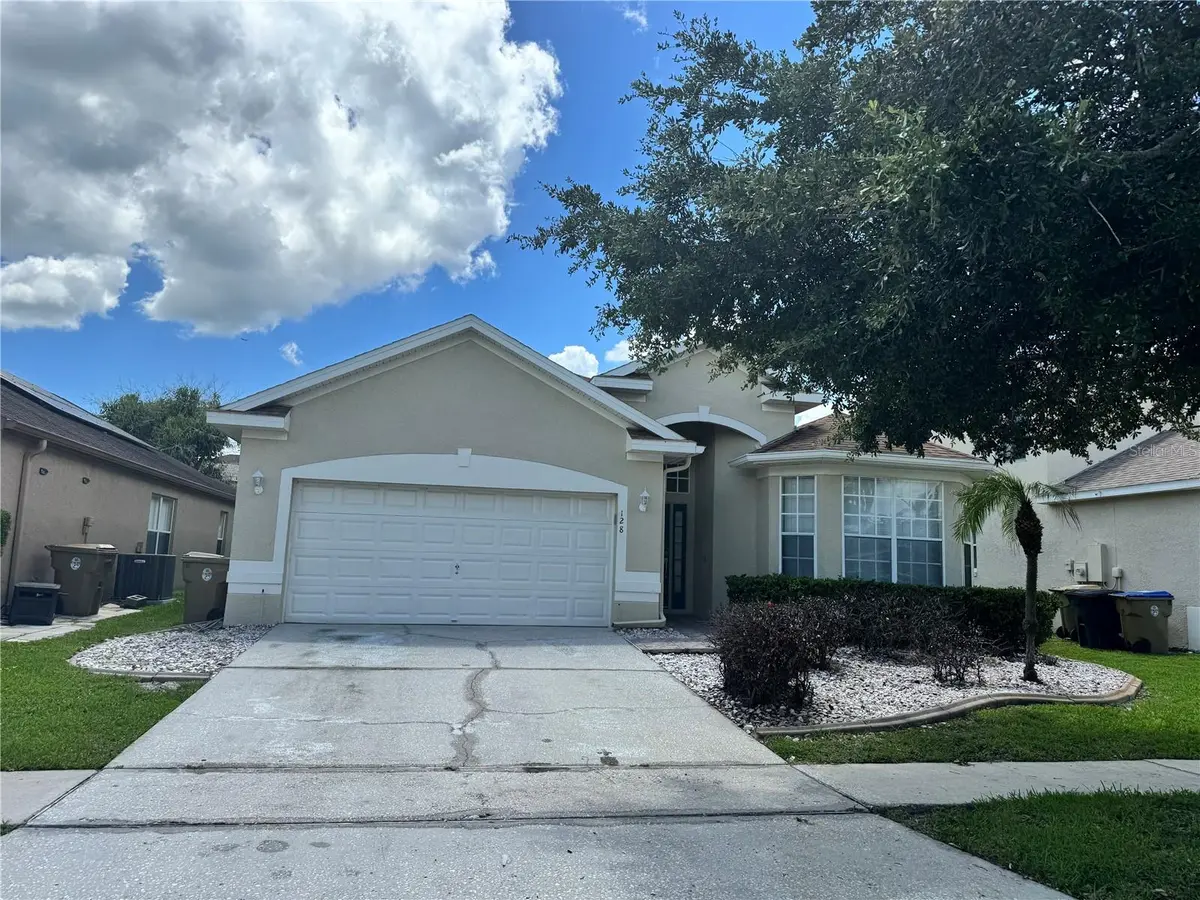 128 WESTMORELAND CIR, Kissimmee, FL 34744