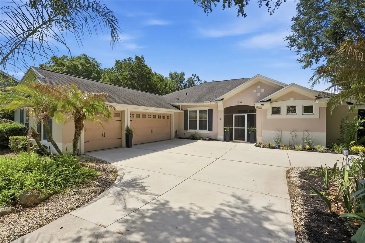 13706 VIA ROMA CIR, Clermont, FL 34711