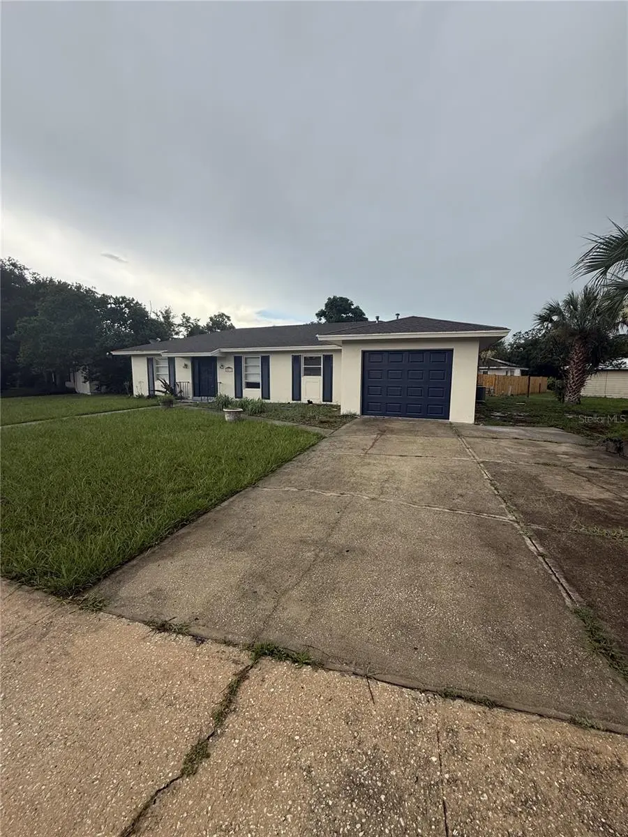 2011 KEYES LN, Deltona, FL 32738