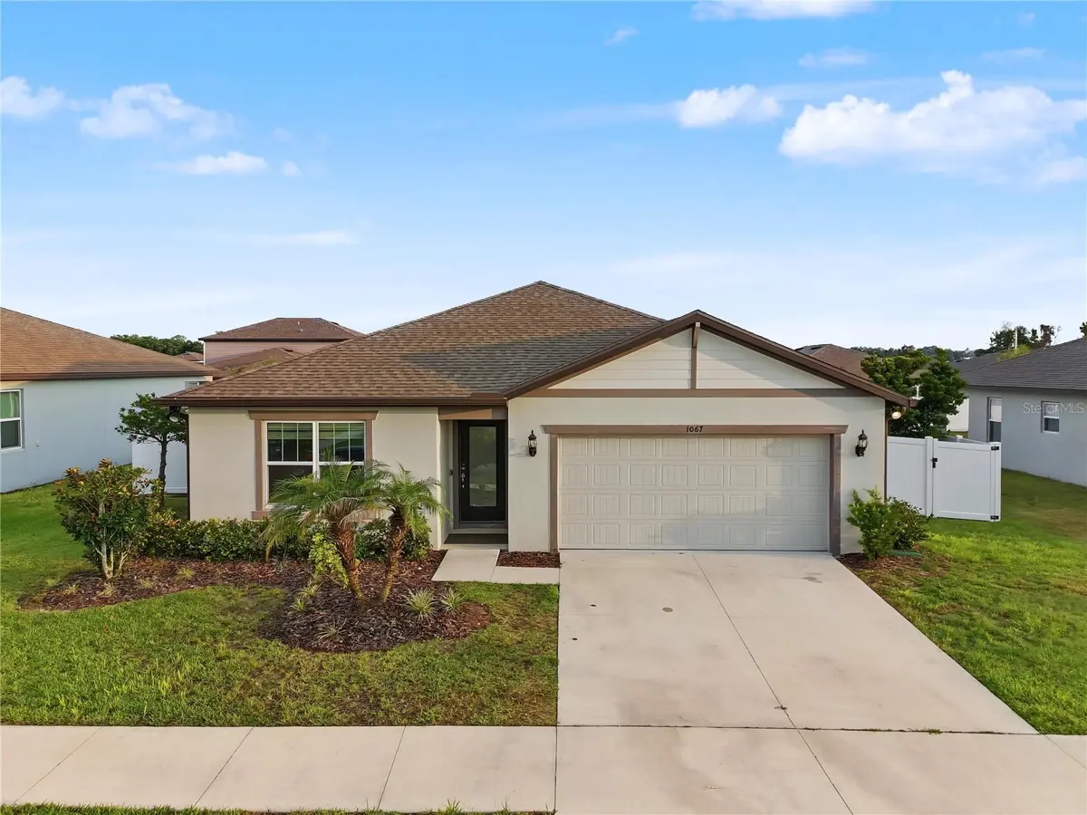 1067 MICHELANGELO LN, Winter Haven, FL 33884