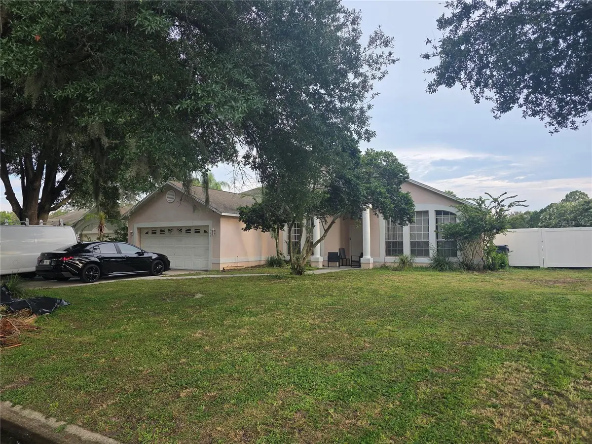 111 SUNRIDGE WOODS CT, Davenport, FL 33837