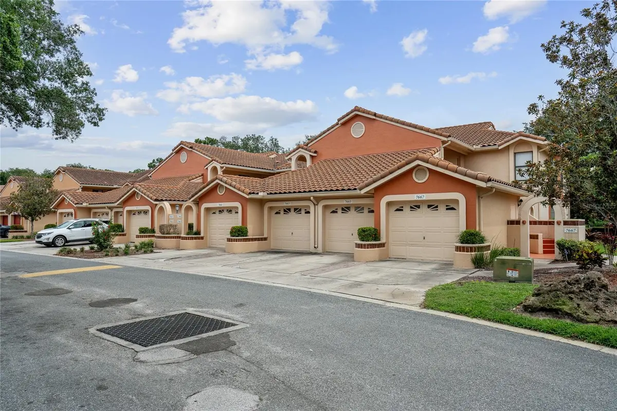 7667 SUGAR BEND DR #7667, Orlando, FL 32819