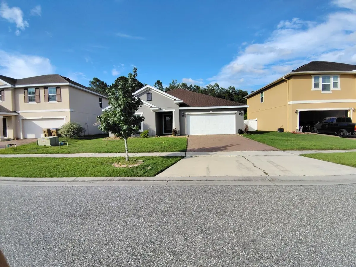 2213 WAUKEGAN DR, Kissimmee, FL 34758