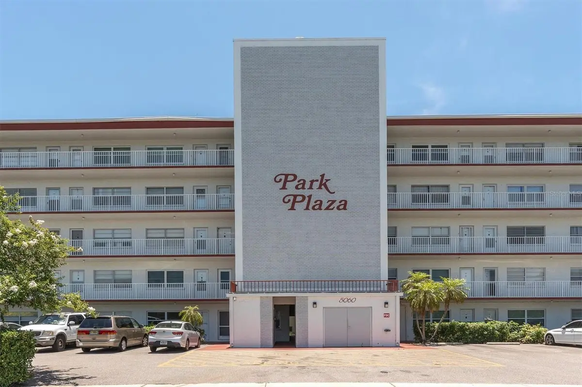 5060 76TH AVE N #402, Pinellas Park, FL 33781