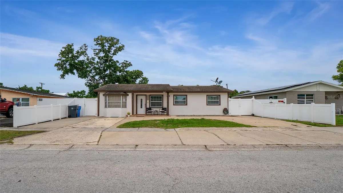 6424 YORKSHIRE RD, Tampa, FL 33634