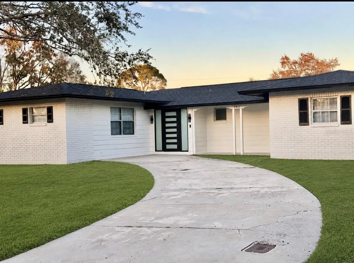 4911 SHETLAND AVE, Tampa, FL 33615