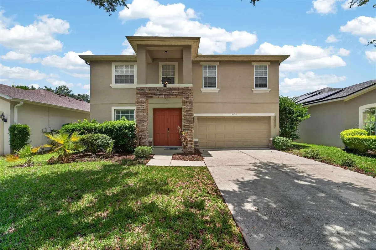 19128 MEADOW PINE DR, Tampa, FL 33647