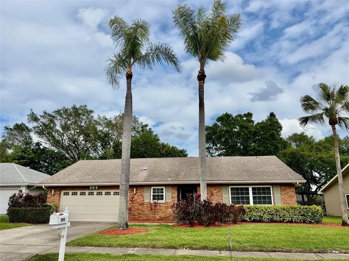 999 GILLESPIE DR, Palm Harbor, FL 34684