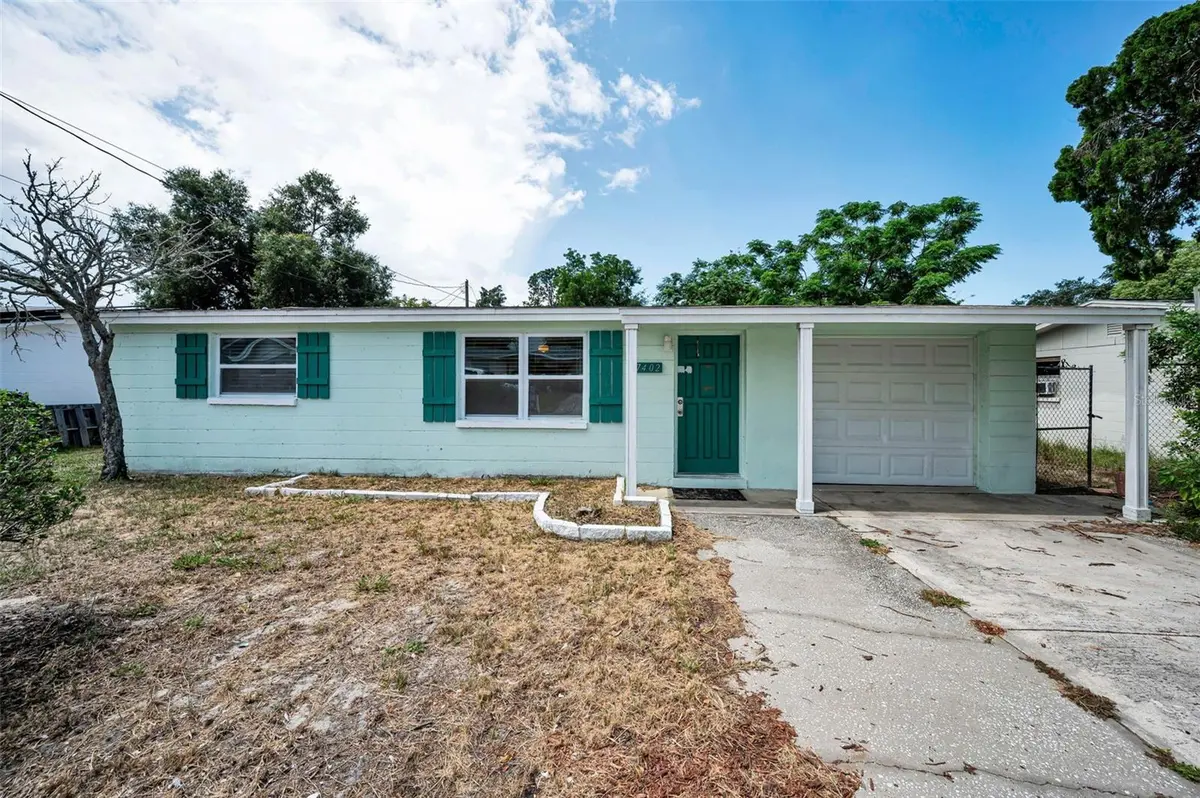 7402 COUNTRY CLUB DR, Hudson, FL 34667