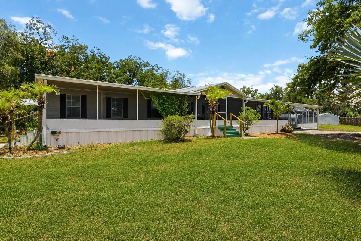 12104 WOODSIDE DR, Riverview, FL 33579