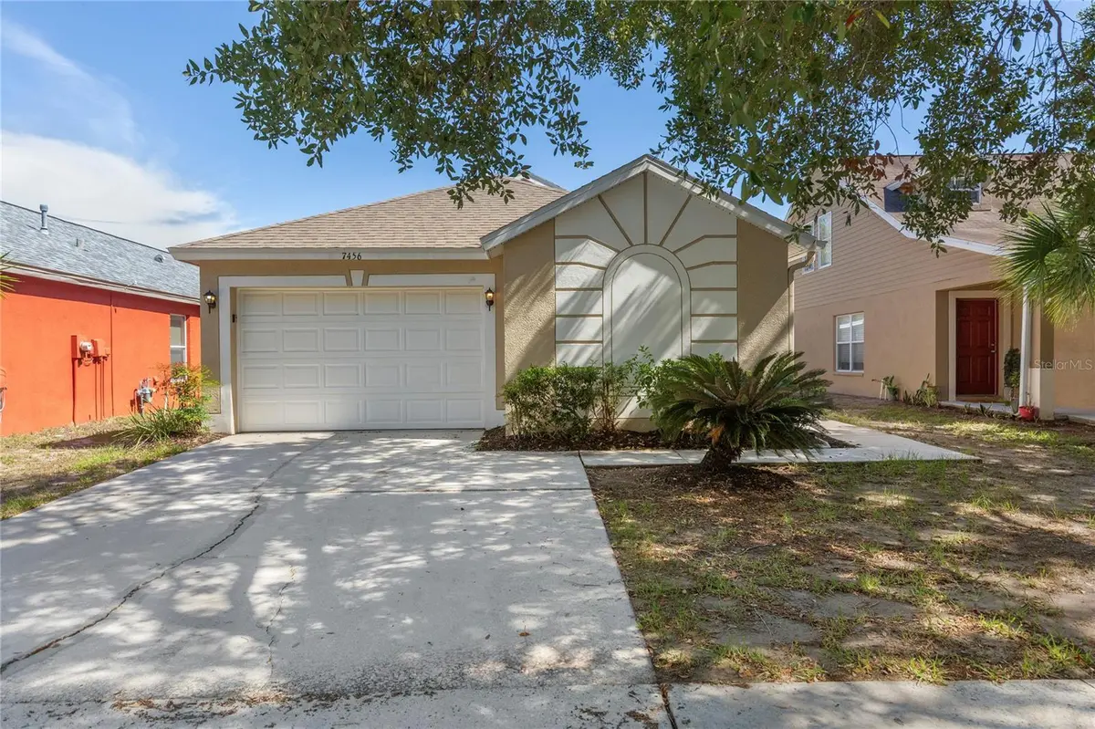 7456 OXFORD GARDEN CIR, Apollo Beach, FL 33572