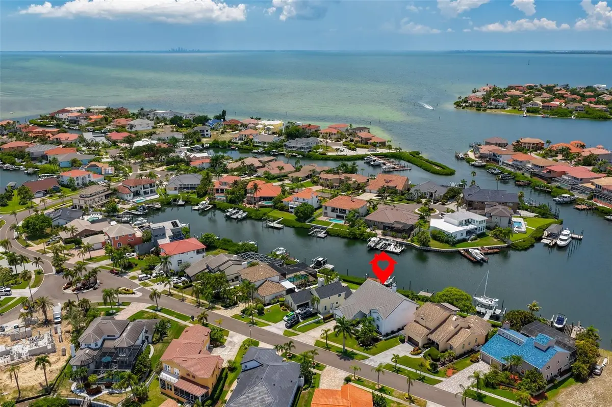 929 SYMPHONY ISLES BLVD, Apollo Beach, FL 33572