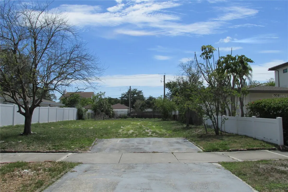 508 E DAVIS BLVD, Tampa, FL 33606