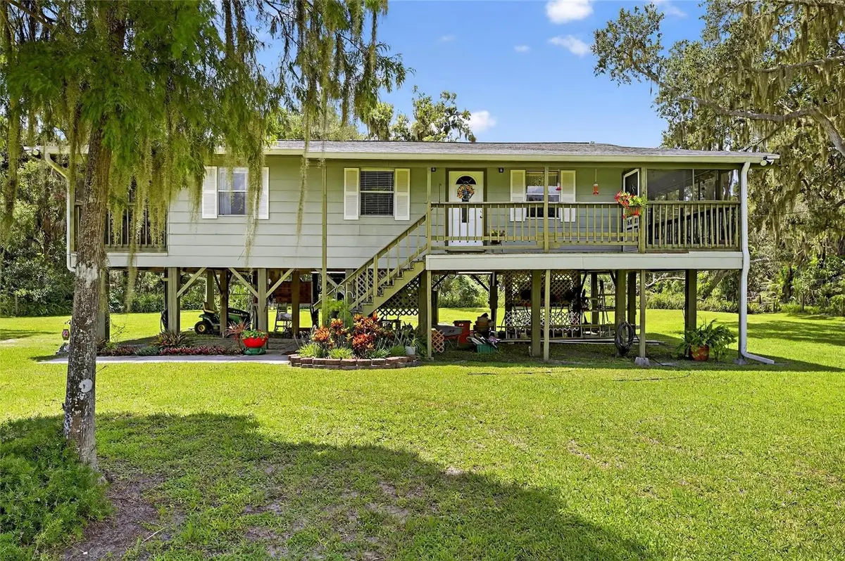 205 WENDEL AVE, Lithia, FL 33547