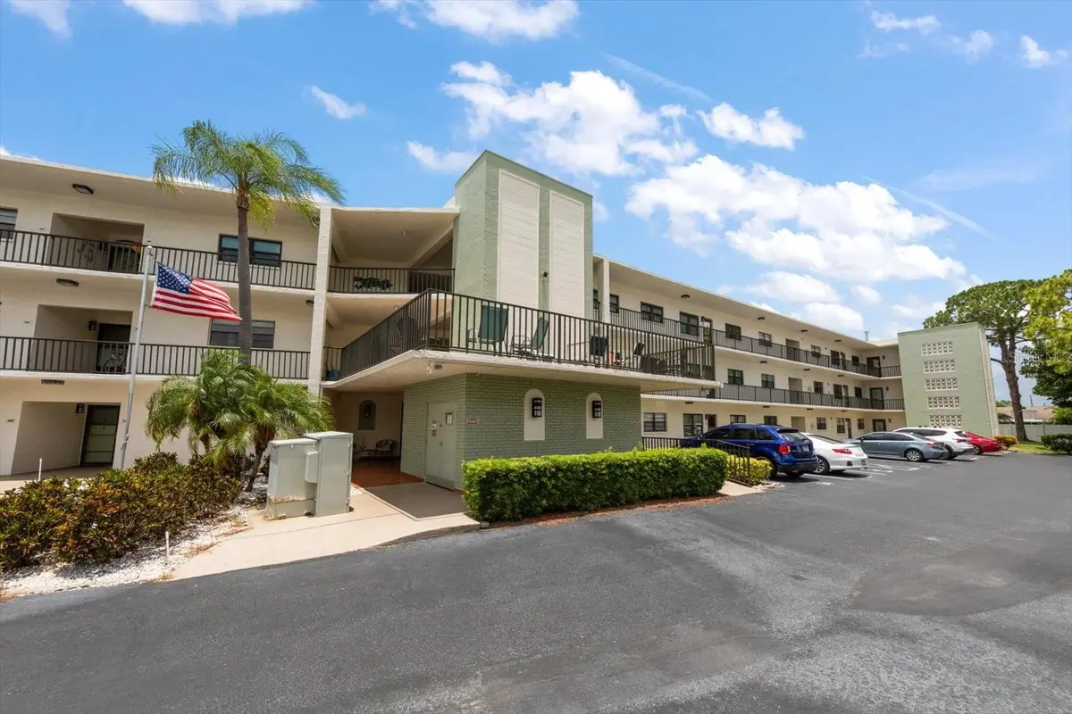 5980 TERRACE PARK DR N #310, St Petersburg, FL 33709