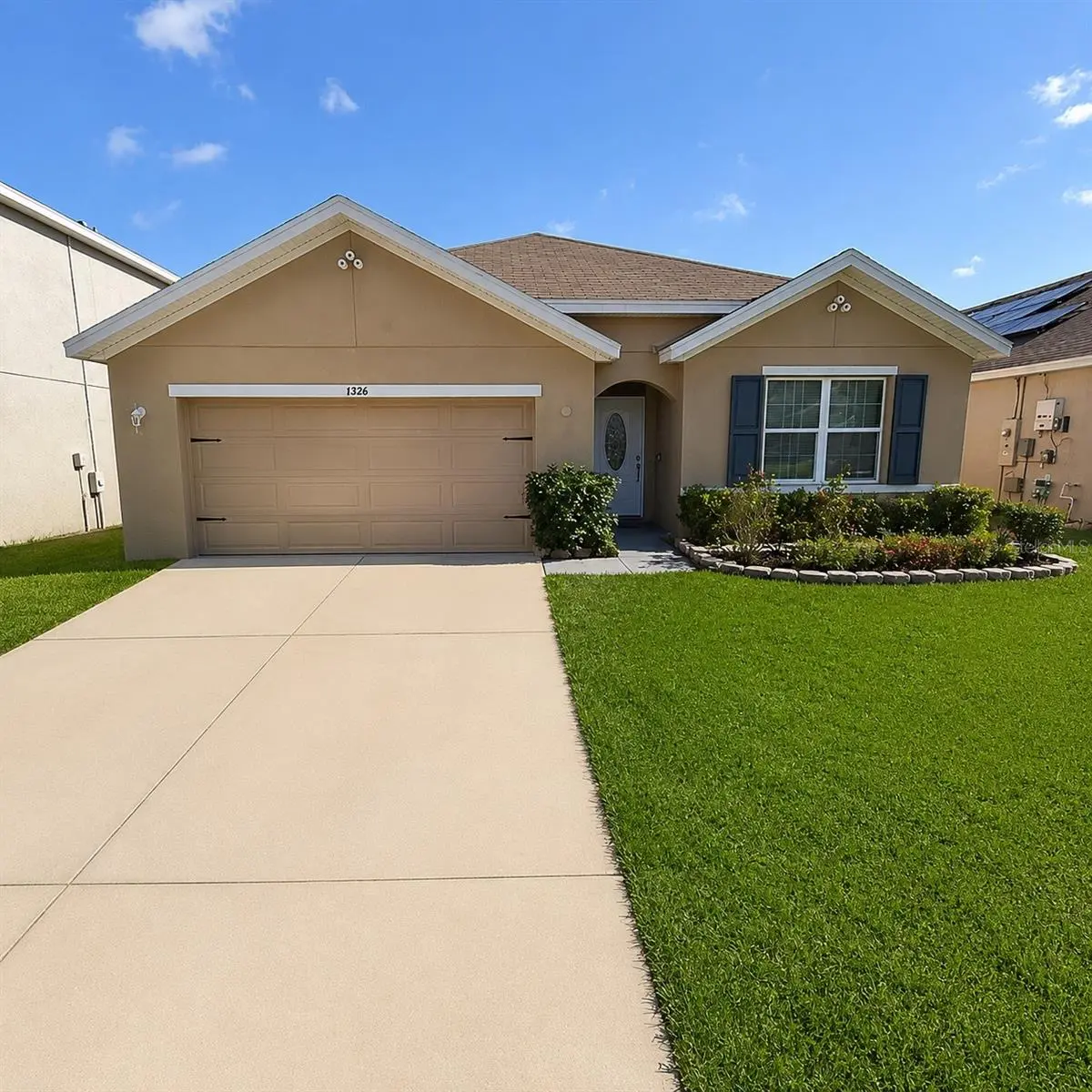 8208 HARWICH PORT LN, Gibsonton, FL 33534