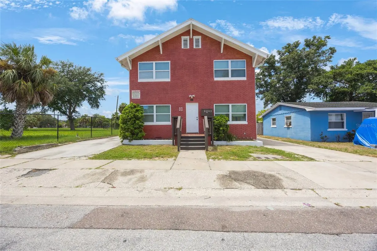 1761 19TH ST S, St Petersburg, FL 33712