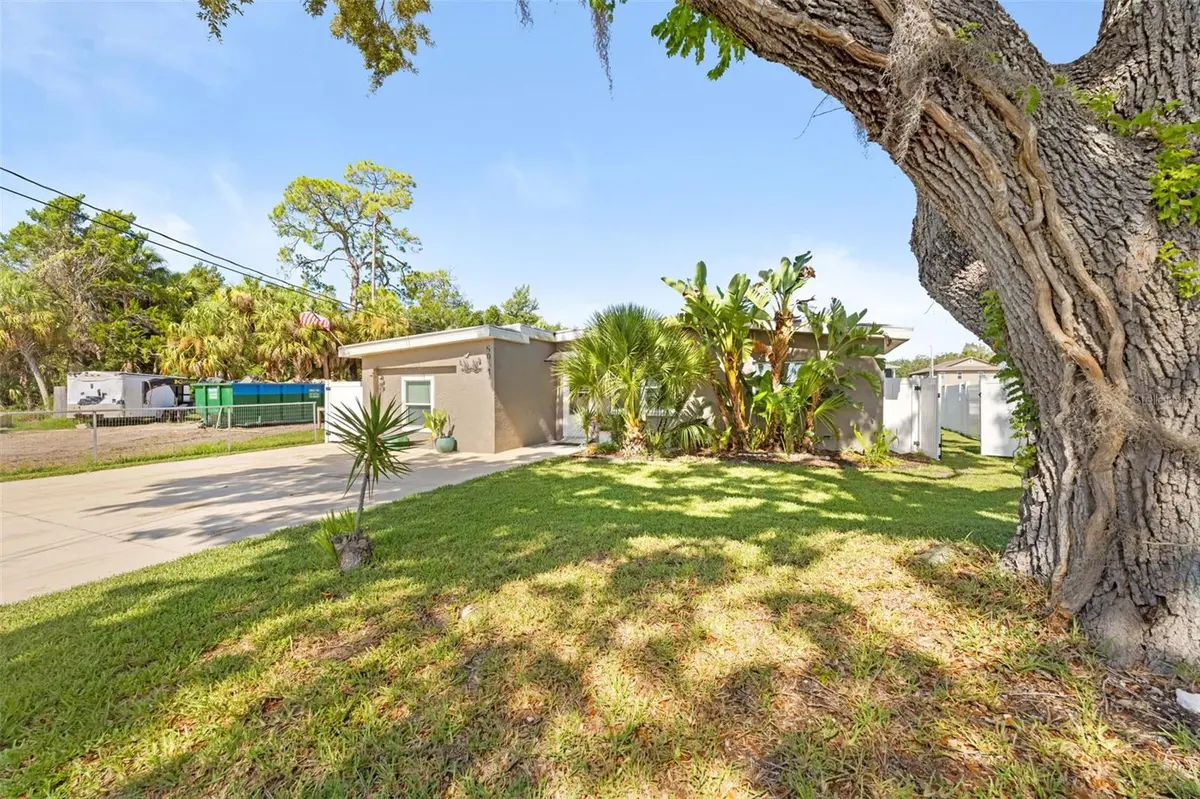 5041 MAPLEWOOD, Hernando Beach, FL 34607