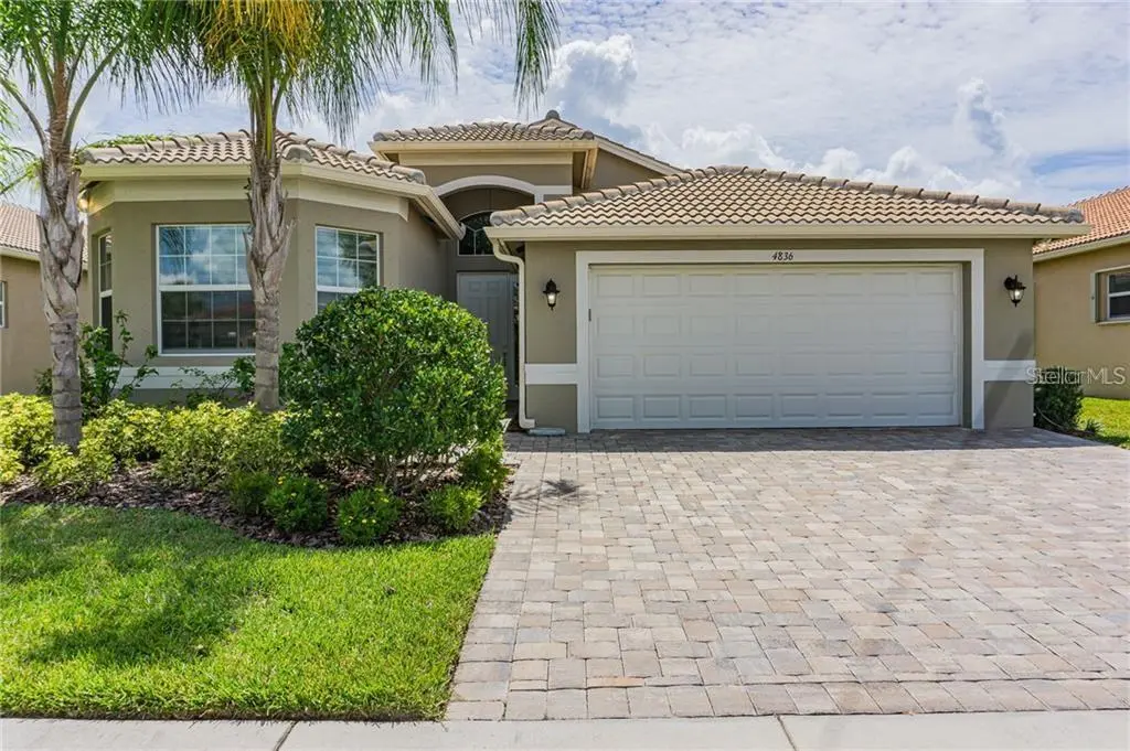 4836 GRAND BANKS DR, Wimauma, FL 33598
