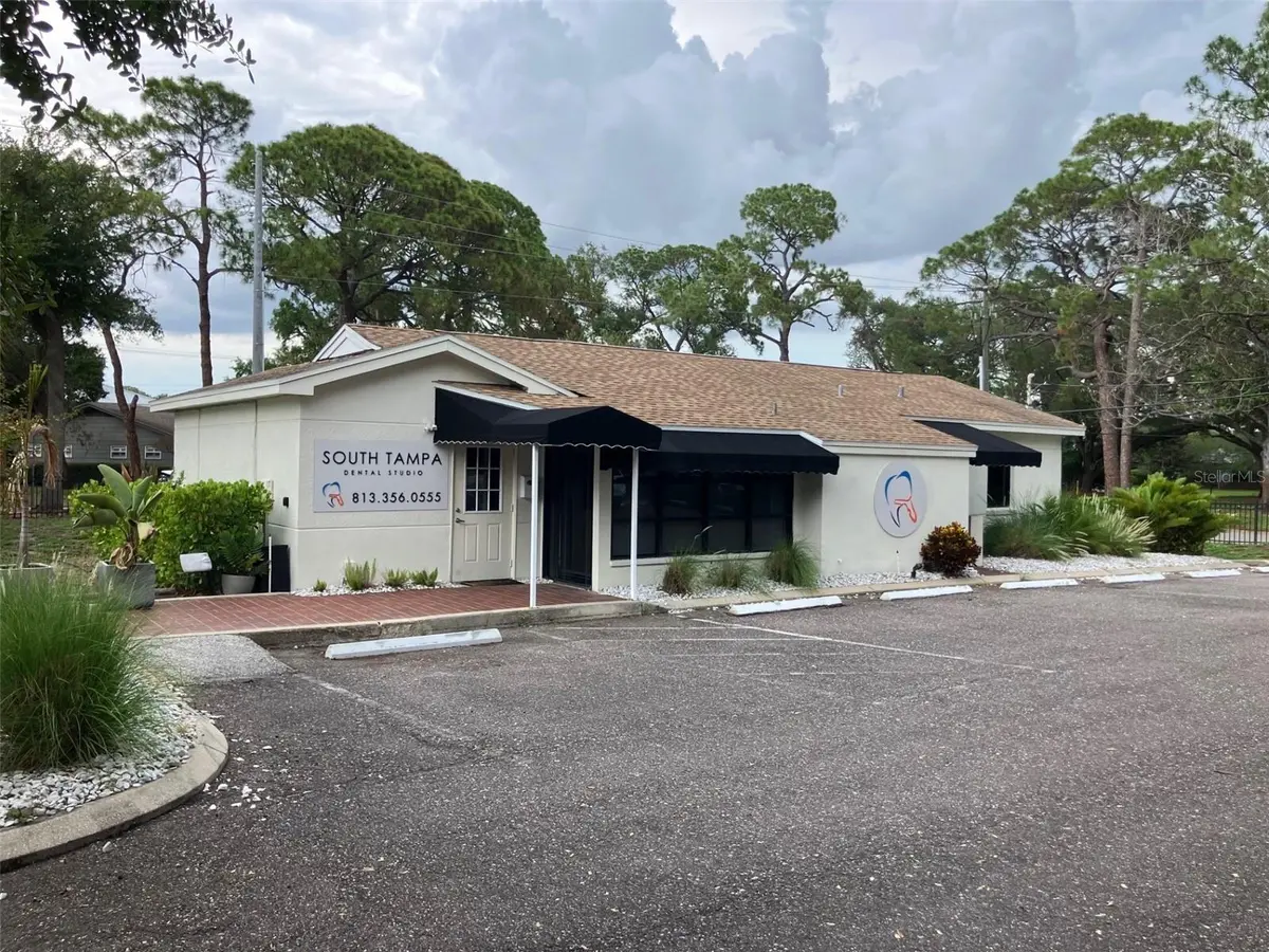 4306 W KENSINGTON AVE, Tampa, FL 33629