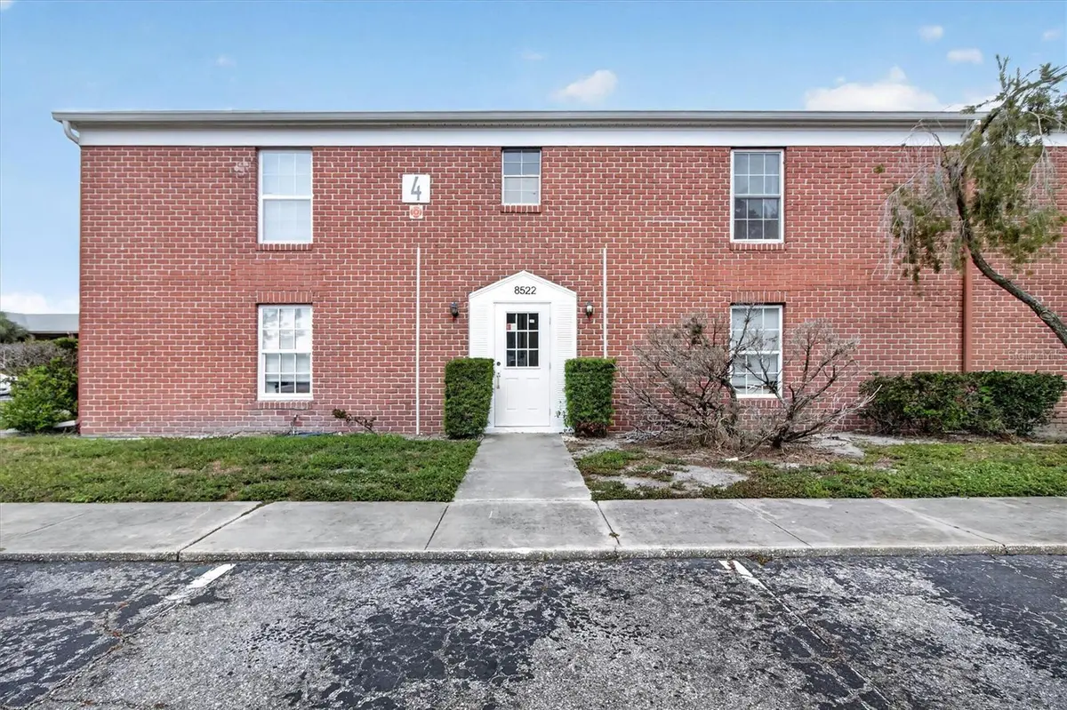 8522 10TH ST N #D, St Petersburg, FL 33702