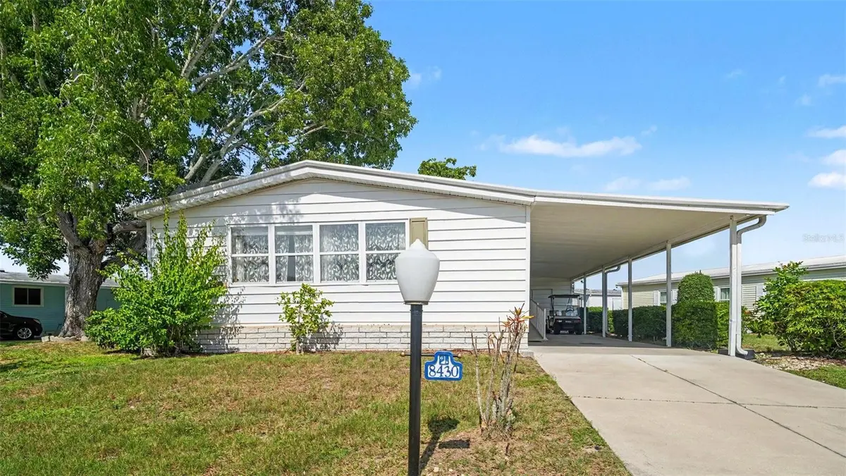 8430 IMPERIAL CIR, Palmetto, FL 34221