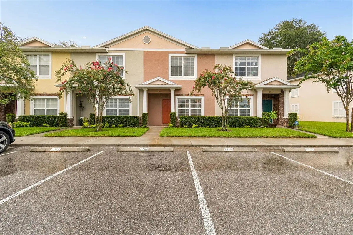 1140 HILLHURST DR, Wesley Chapel, FL 33543