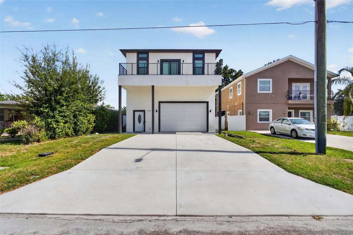 3022 W DOUGLAS ST, Tampa, FL 33607