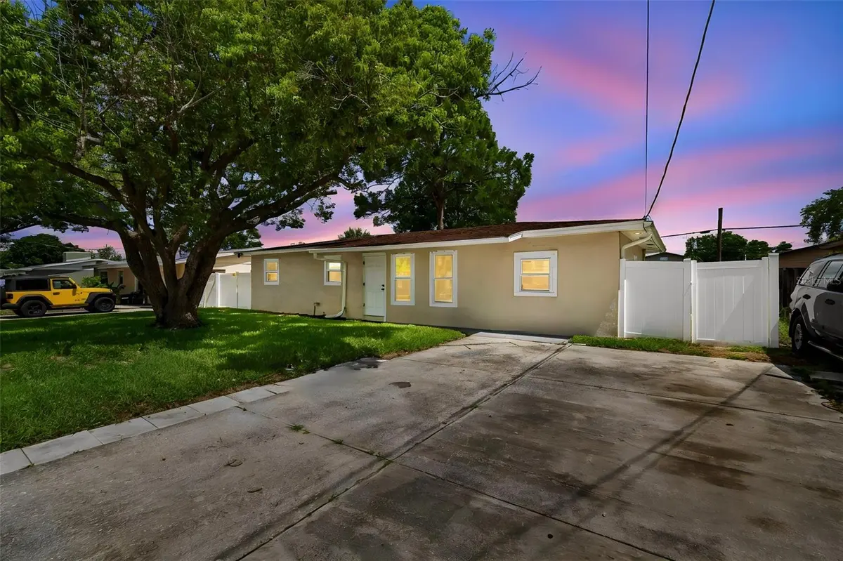 4417 W FAIRVIEW HTS, Tampa, FL 33616