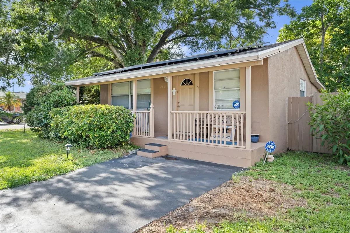2615 W COMANCHE AVE, Tampa, FL 33614