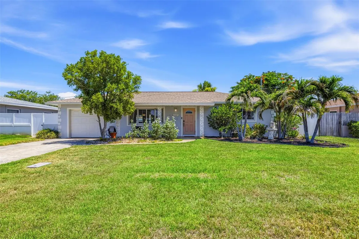11407 61ST AVE, Seminole, FL 33772