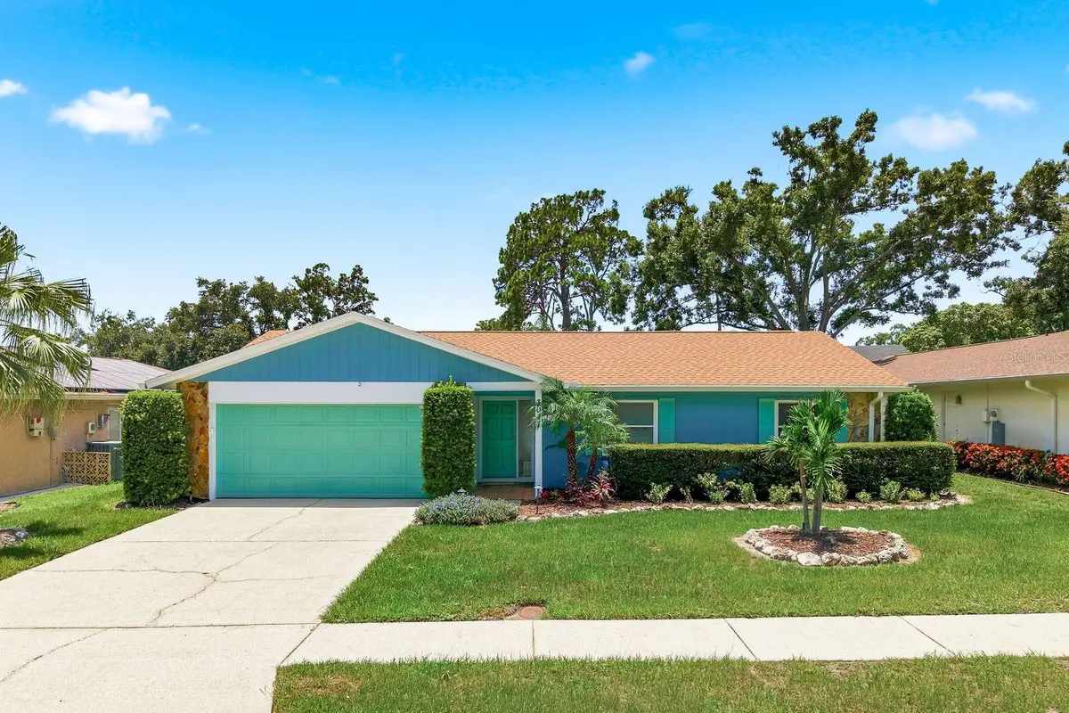 3047 CASCADE DR, Clearwater, FL 33761