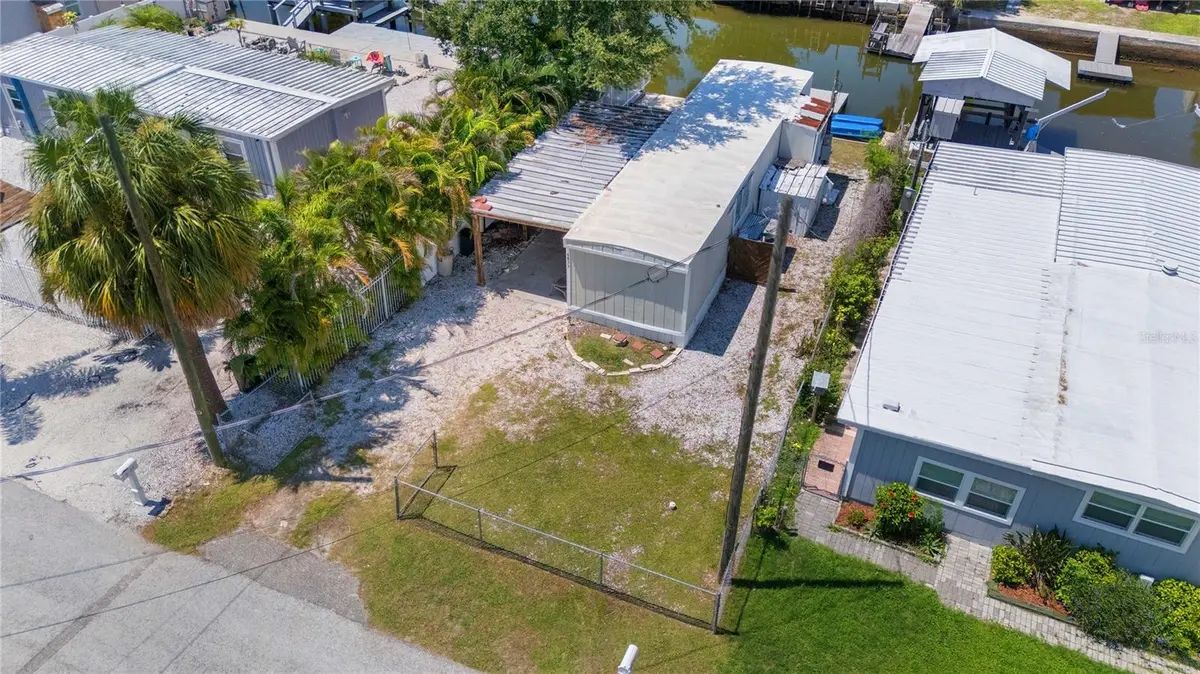 6833 FLICKER LN, Hudson, FL 34667