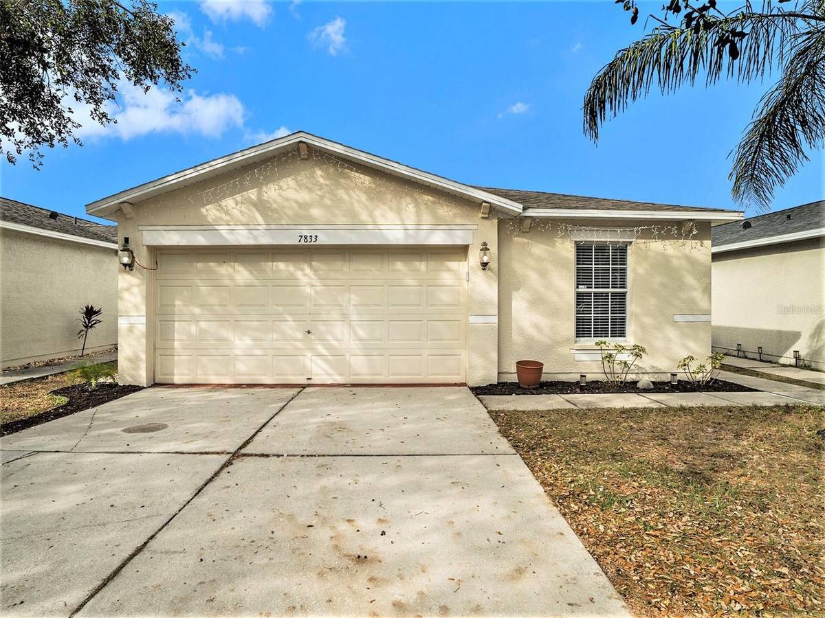 7833 CARRIAGE POINTE DR, Gibsonton, FL 33534