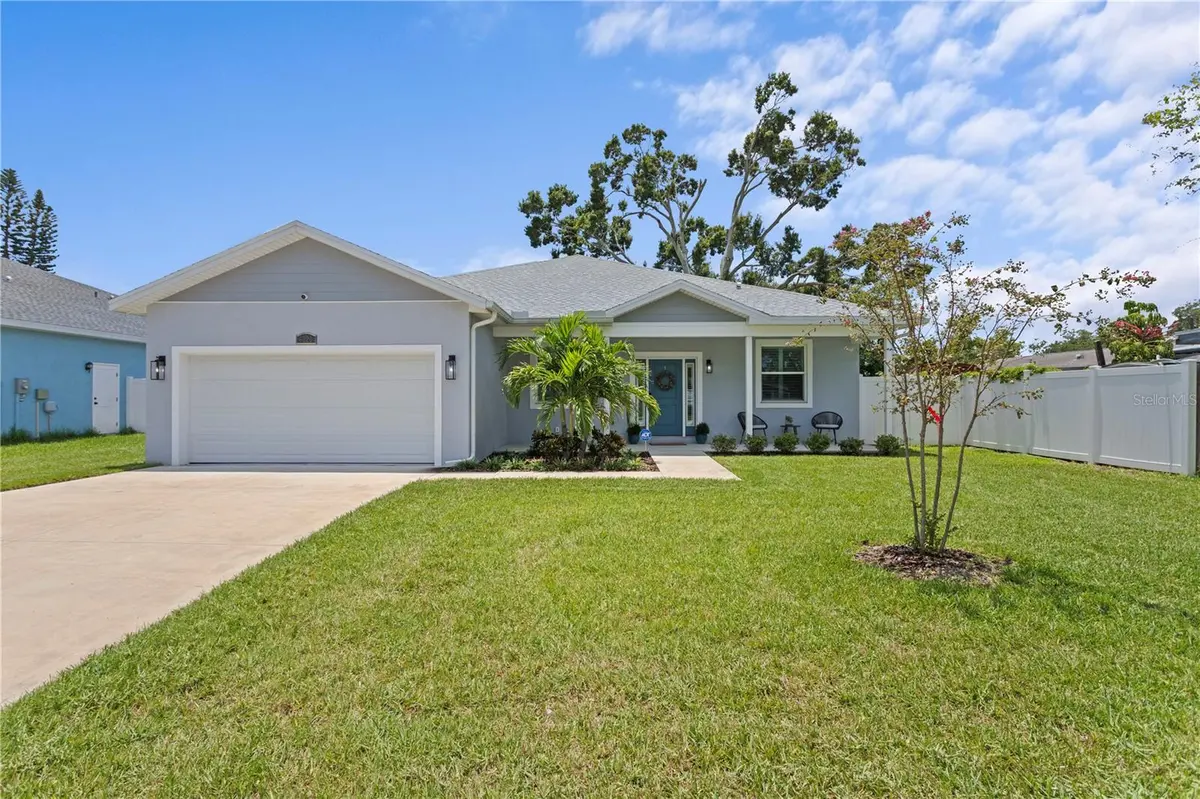 5220 94TH AVE N, Pinellas Park, FL 33782