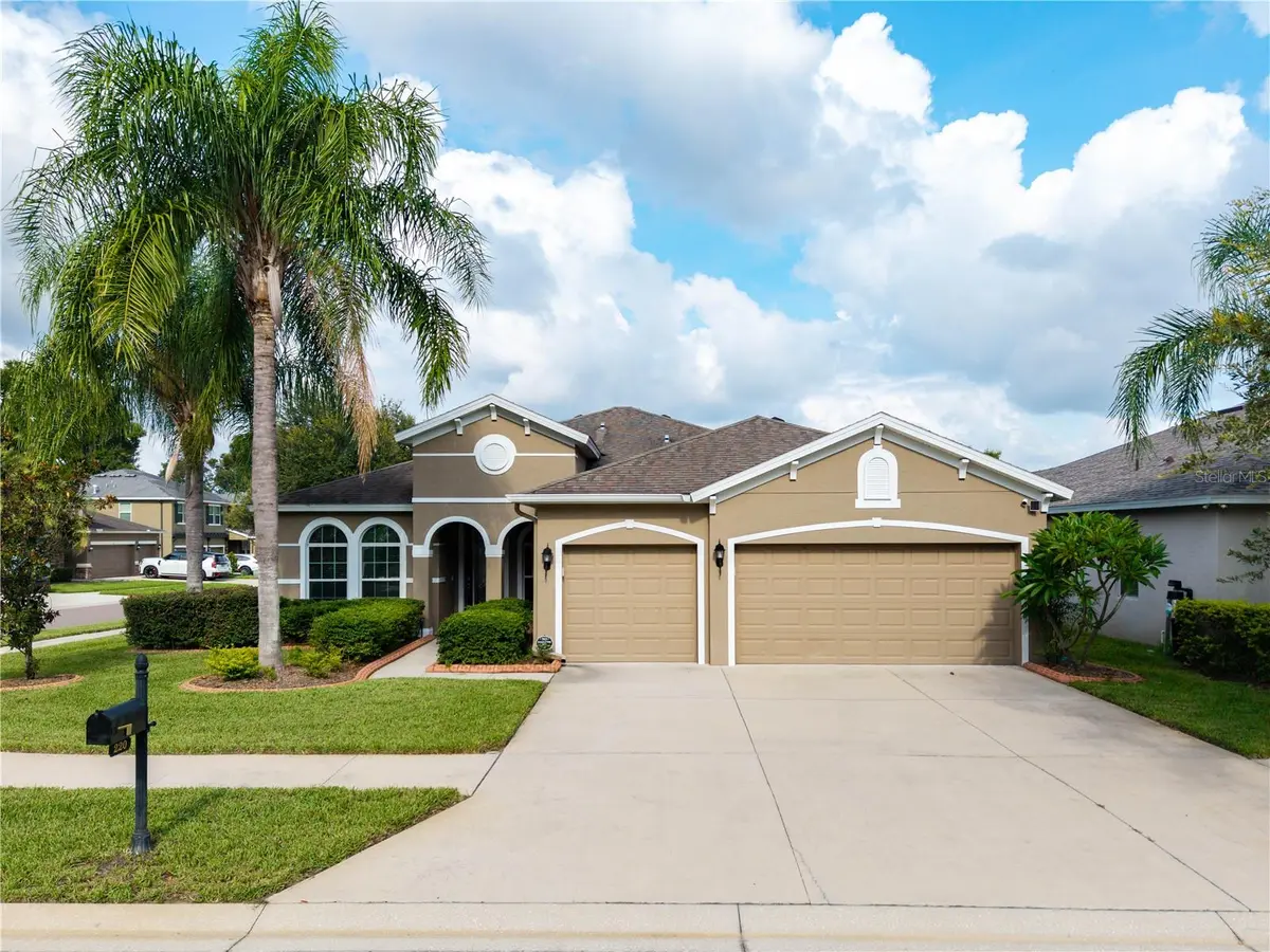 220 PARSONS WOODS DR, Seffner, FL 33584