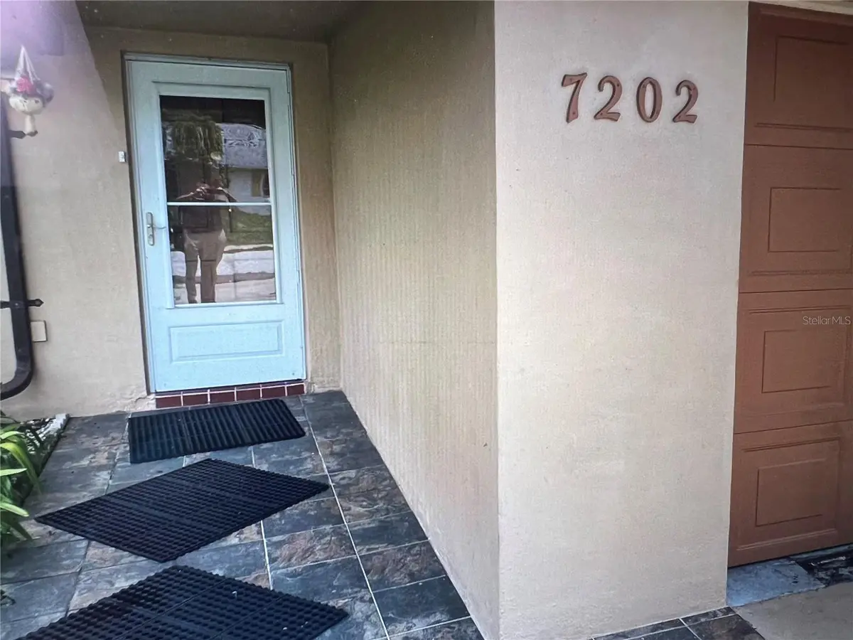 7202 GULF HIGHLANDS DR, Port Richey, FL 34668