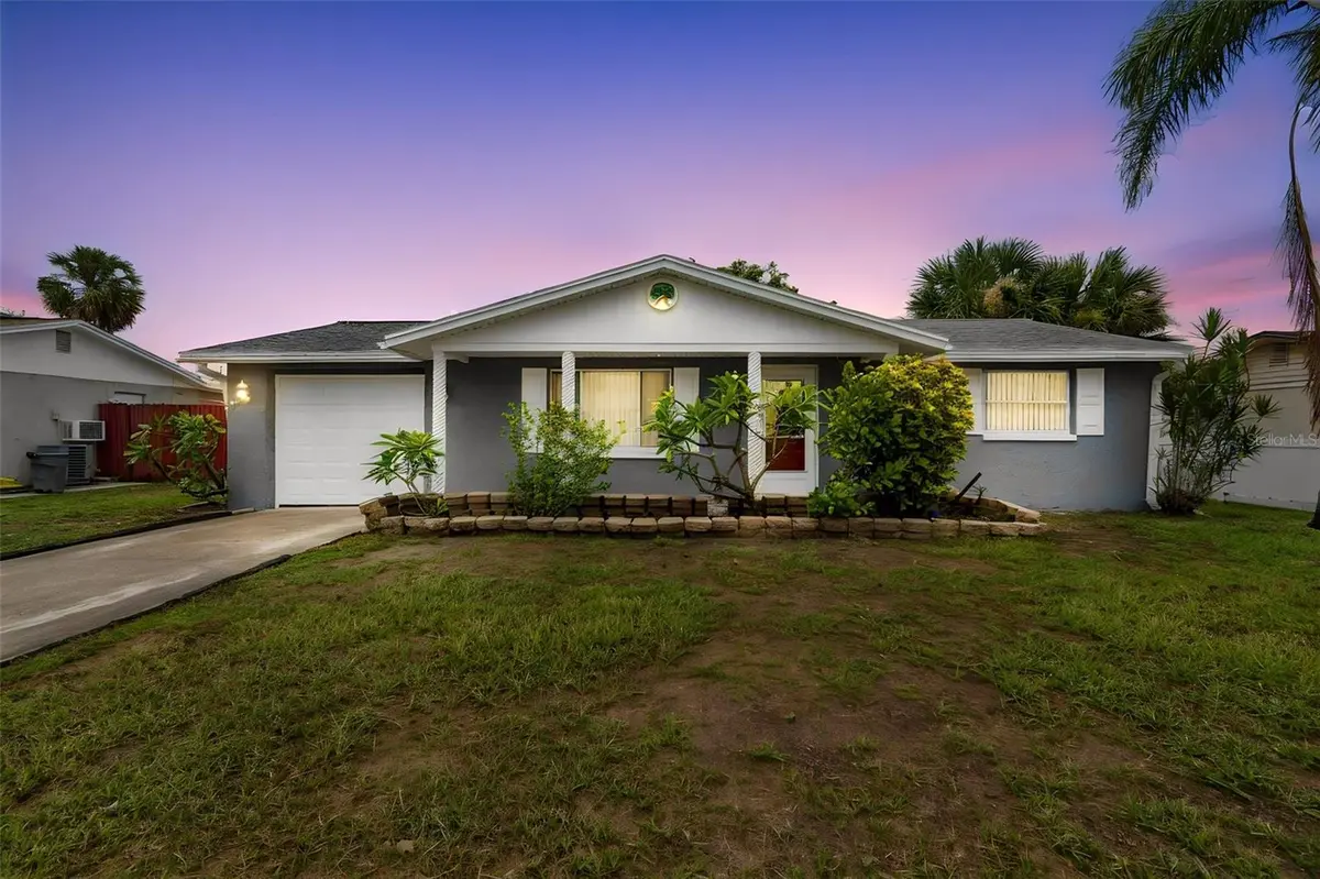 3533 WILSON DR, Holiday, FL 34691